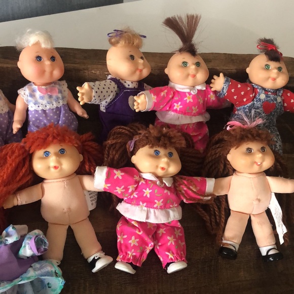Twelve mini cabbage patch dolls 1995 - Picture 3 of 4